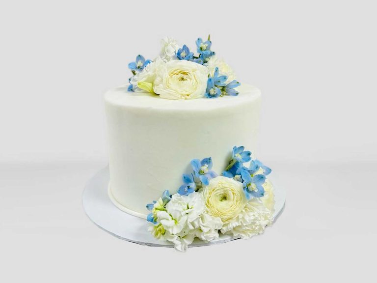 Fresh Floral Cake - Image 3