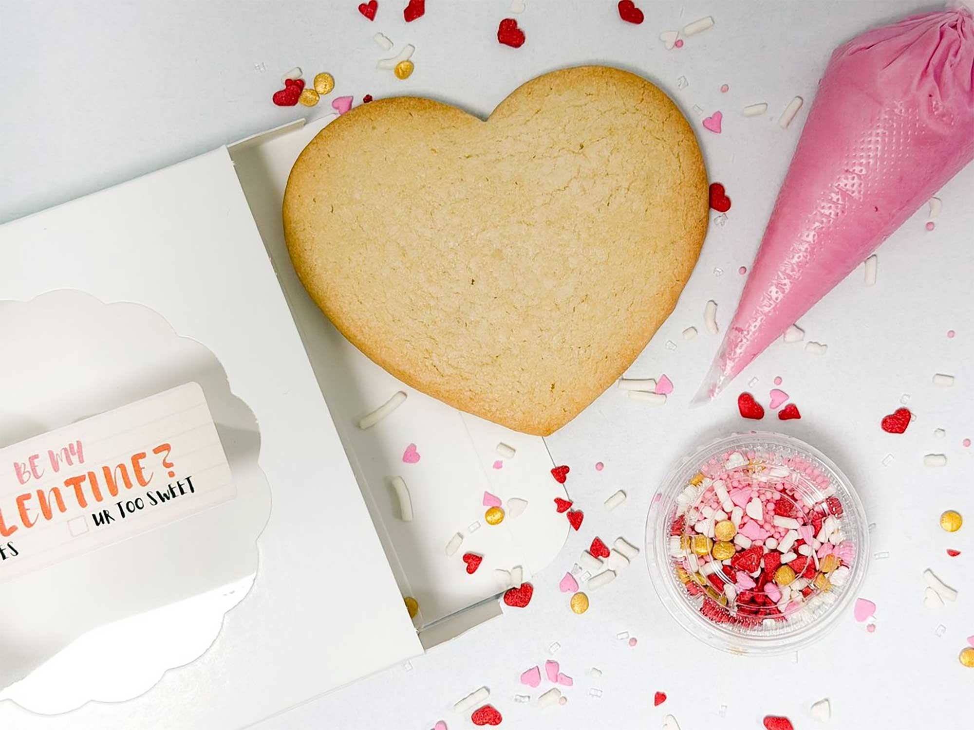 Single Cookie - Valentine Heart Sugar Cookie Kit